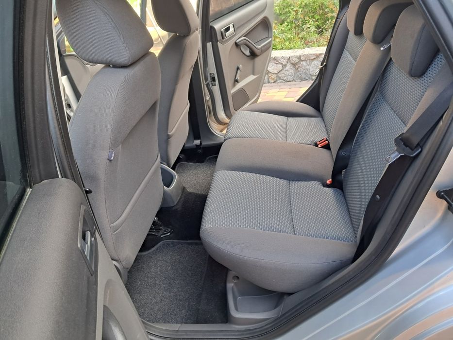 FORD FOKUS 2007р 1.6
