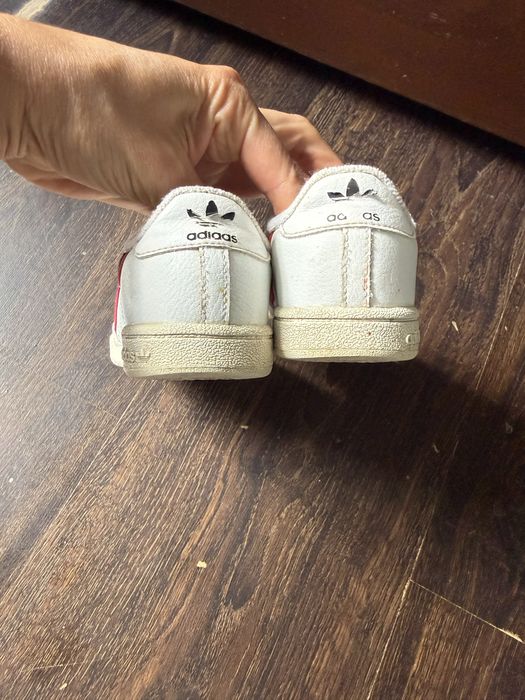 Кросівки Adidas, 25 розмір