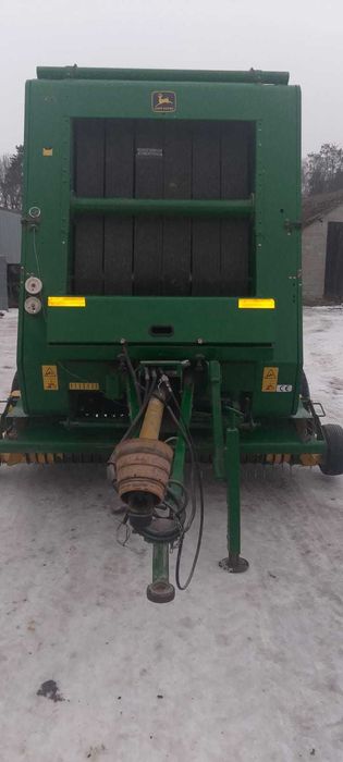 Prasa rolująca John deere 590