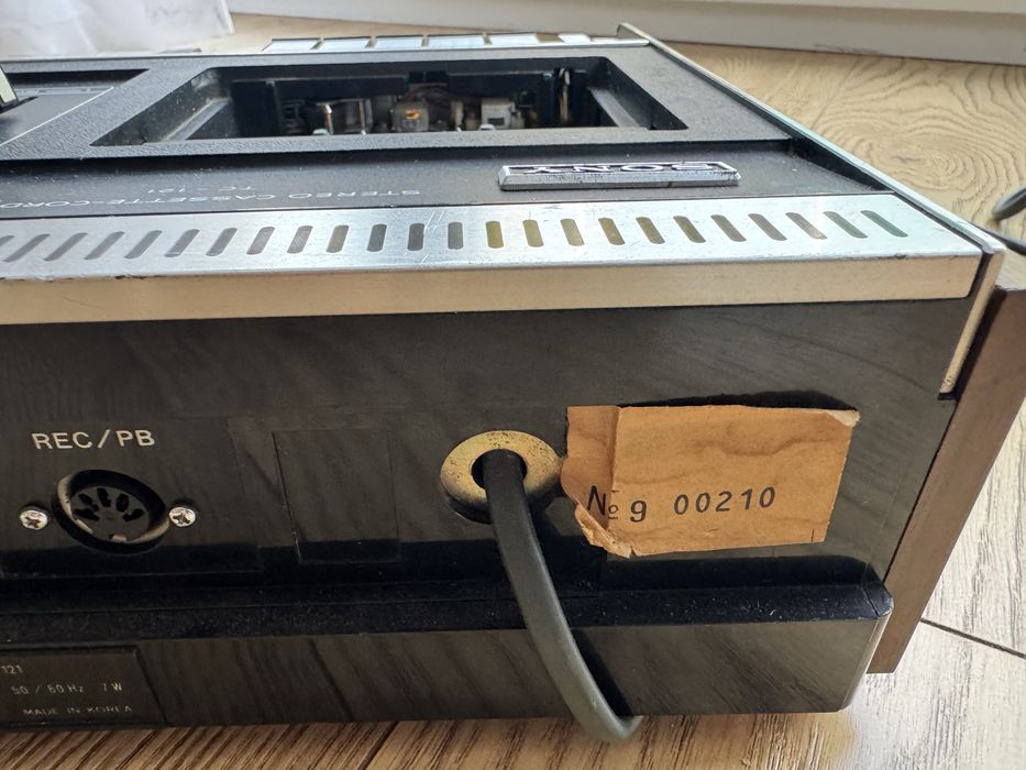 Magnetofon kasetowy SONY TC-121