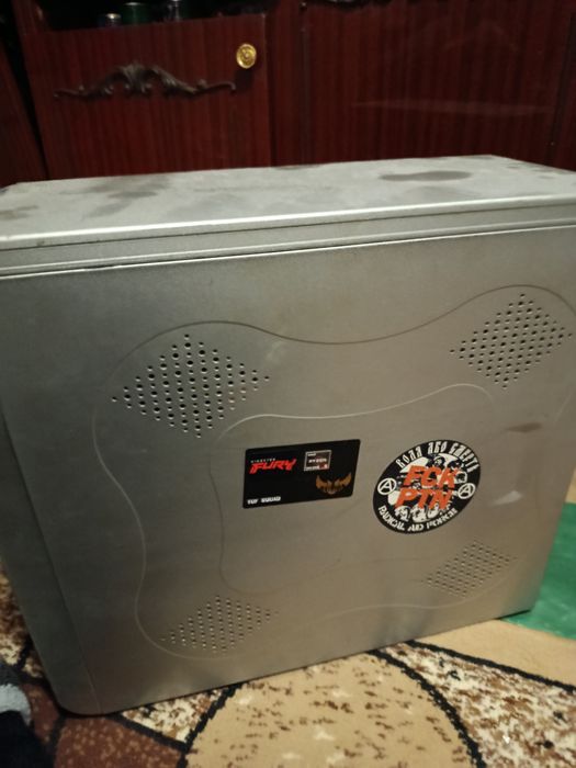 Корпус компьютерный