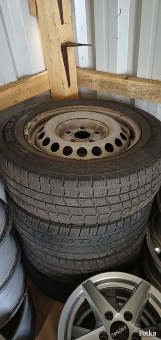 Felgi i Bus VwT5, T6 plus opony 205×65  C