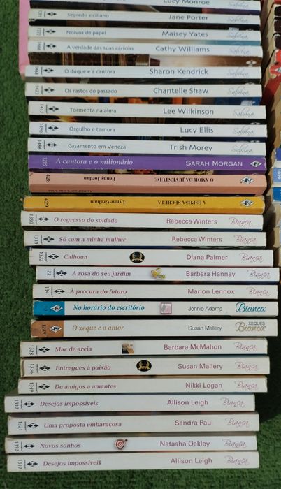 Livros Harlequin e outros Romances