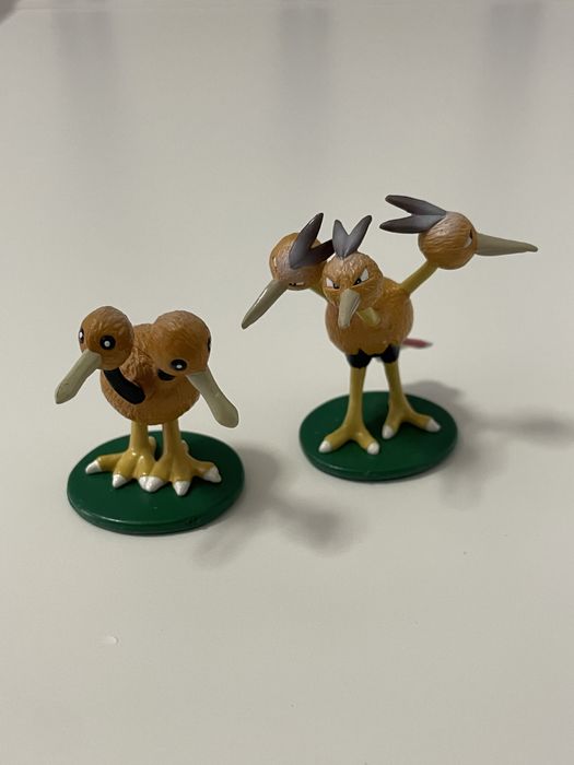 Figuras de colecao Tomy Pokemon 1999