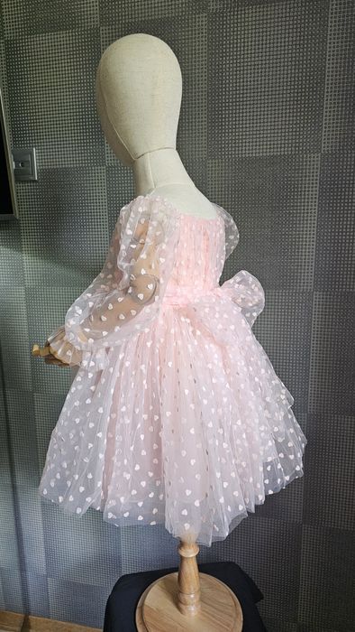 Дитяча дуже гарна пишна рожева сукня принцеси з рукавом 3 4 5 6 7 роки