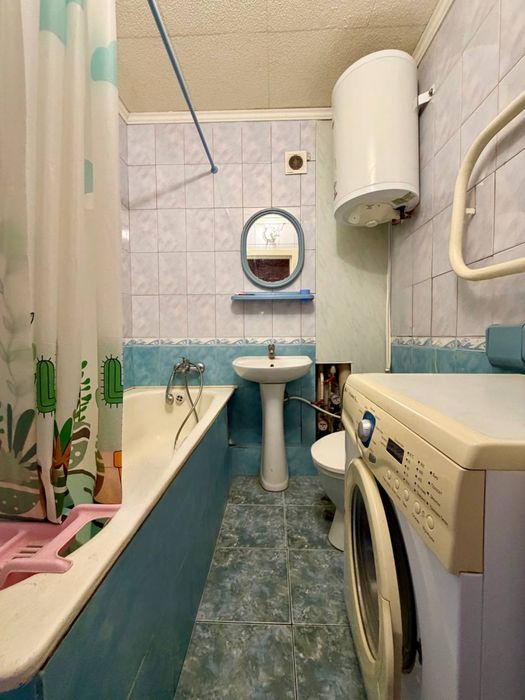 Продам 1-ком квартиру на Левобережном 3