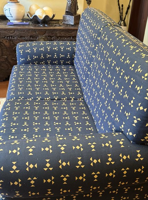 2 Sofas duplos -cama em otimo estado  comp:- 1.60 lar:- 0.78-alt:0.87