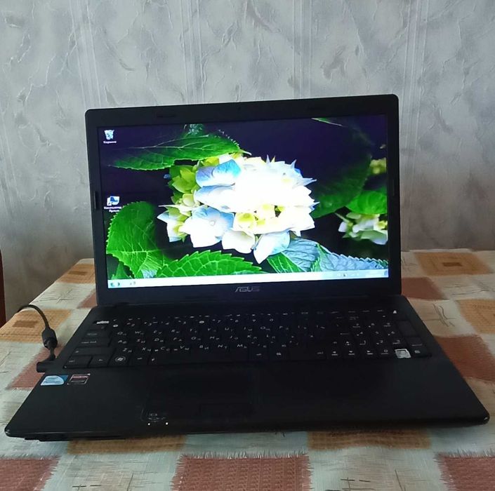 Ноутбук ASUS X54H
