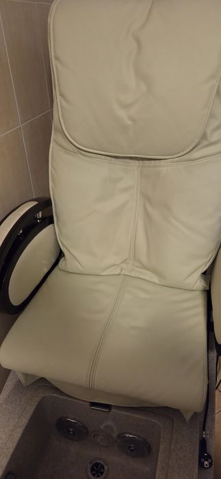 Fotel do pedicure z misą i masażem.Bardzo dobry stan