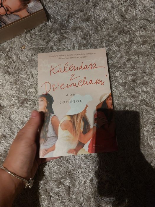 ,,Kalendarz z dziewuchami"- Ada Johnson