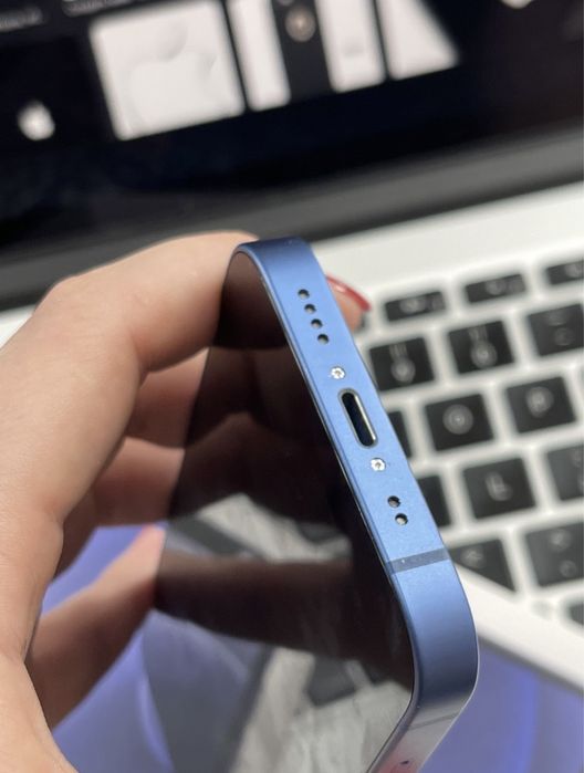 Apple iPhone 13 mini 128gb.