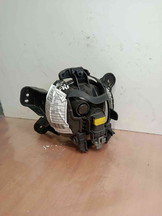 Farol nevoeiro frente direito CHEVROLET Trax