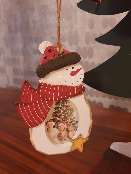 Árvore de Natal com 6 mini molduras NOVA.