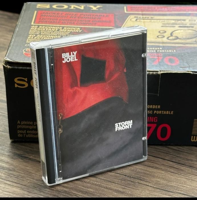 Gravador portátil Sony MZ-R70 MiniDisc.