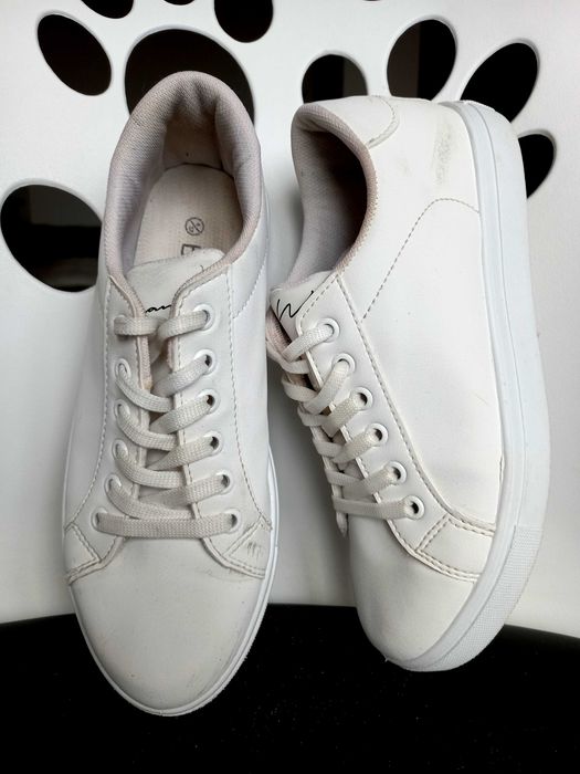 Легенькі зручні кеди, мокасини boohoo p.37