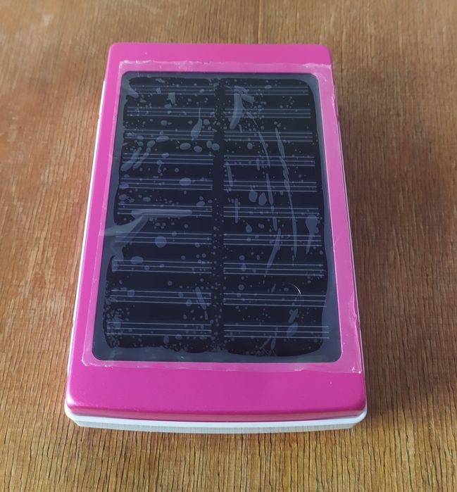 Павербанк, внешний аккумулятор с солнечной панелью, лампой и фонарём