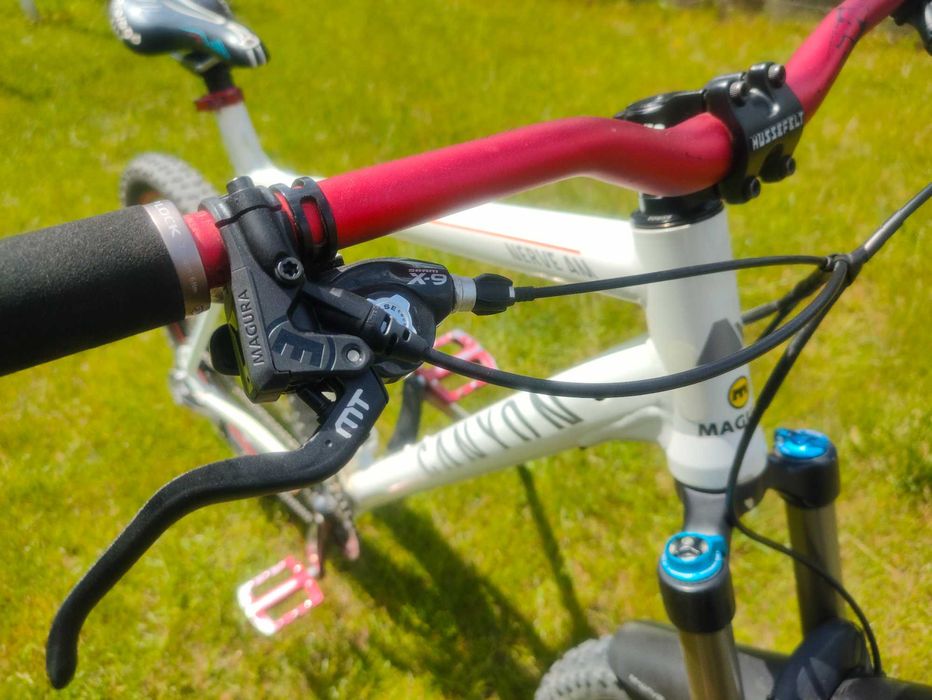 FullCanyon Magura mt5  Fox 160 Fox 165 203mm truvativ sram x9. ~12kg