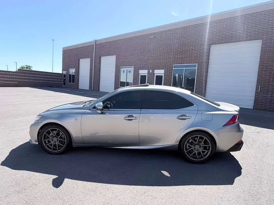 Lexus IS 300      2016