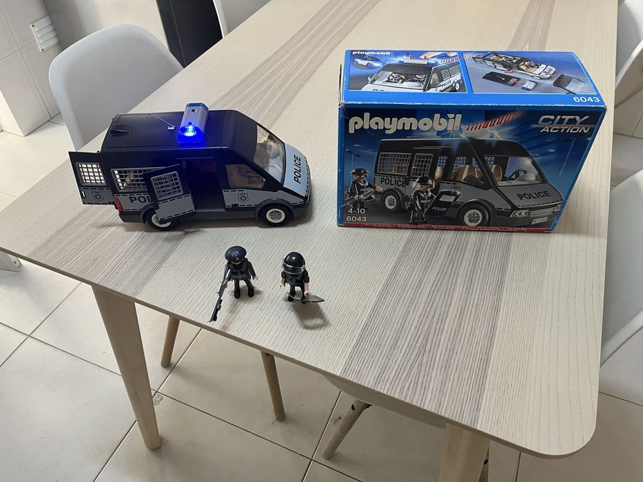 Playmobil City Action 6043 Carrinha da Polícia com Luzes e Som
