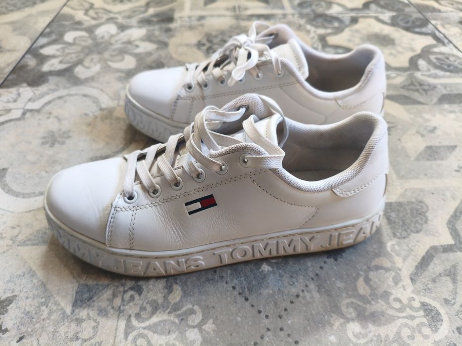 Buty damskie białe