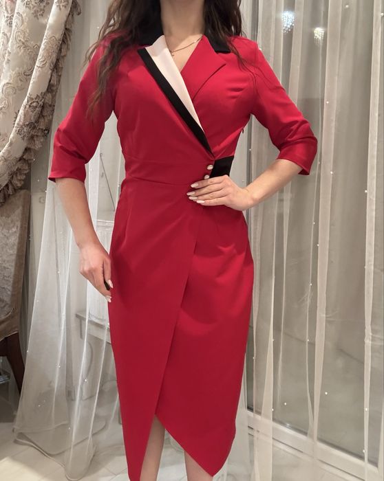 Жіночі сукні різного фасону