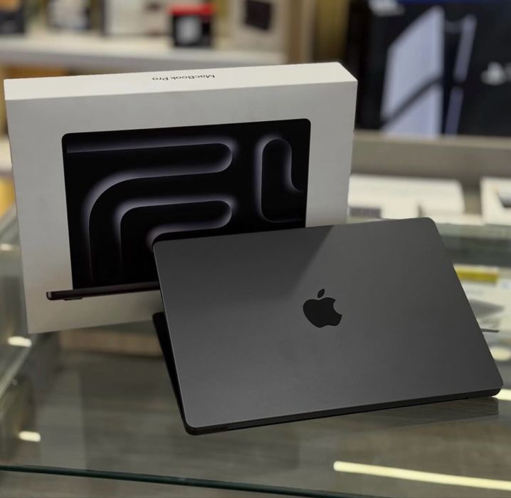 MacBook Pro 14" M5  24GB/1TB | 32GB/1TB (OPEN BOX / USED)