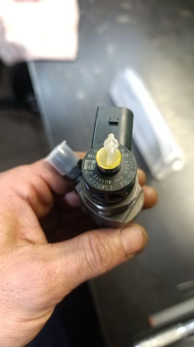 Форсунки  шкода ауді вольцваген 0445110369