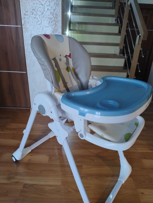 Krzesełko do karmienia dziecka