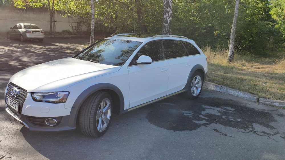 Продам Audi A4 B8 allroad
