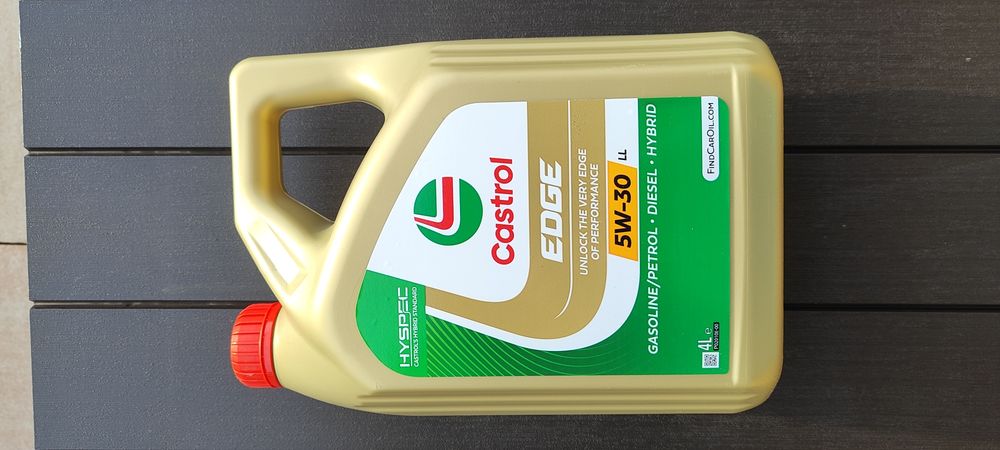 Olej Castrol Edge 5W30 4l
