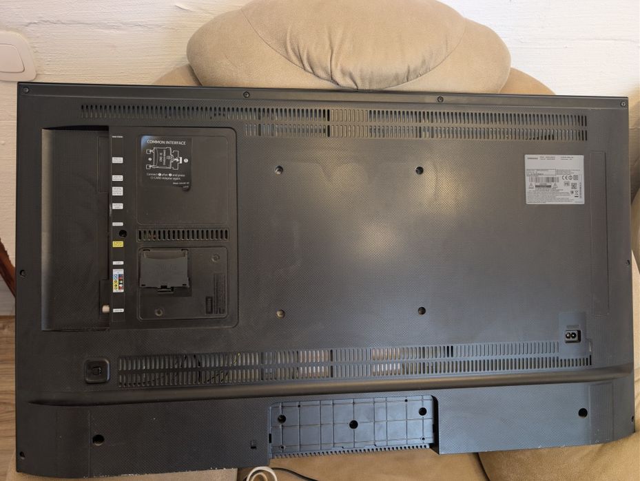 Продам Smart ТВ Samsung UE40KU6000W