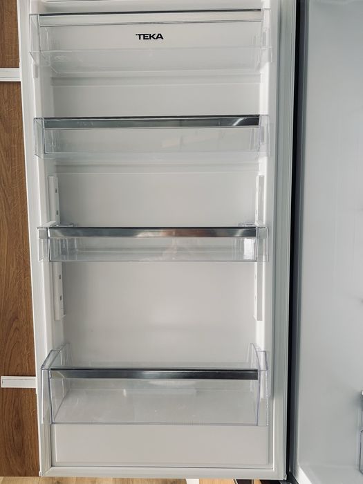 Combinado encastrado TEKA modelo RBF43330 FI EU