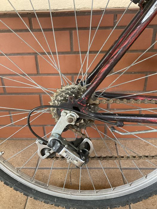 Rower miejski bordowy