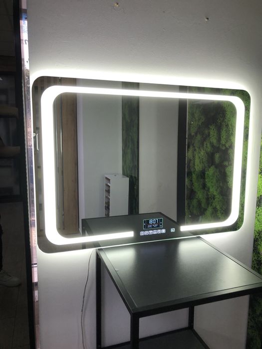 Дзеркало LED  в ванну з підсвіткою , смарт екраном, музикой, часи,