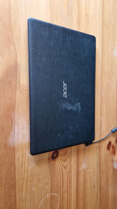 Komputer ASUS Aspire A315-51