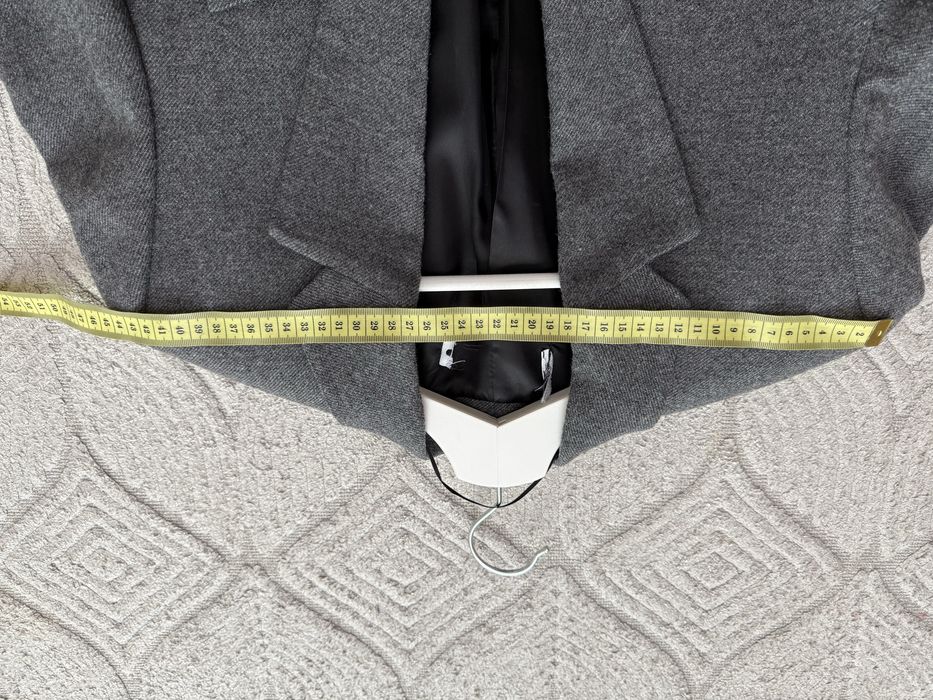 Вовняний піджак zara