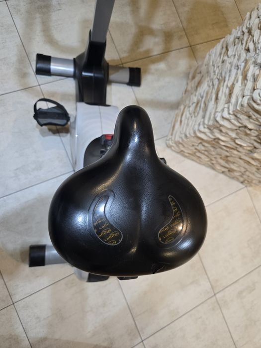 rower stacjonarny KETTLER e7. Godzin 30  przejechane,