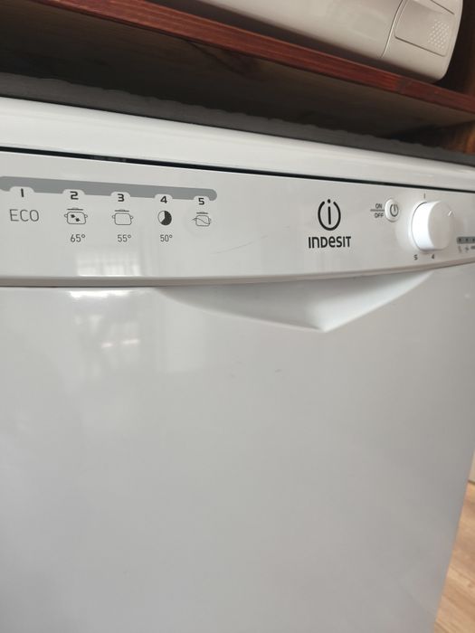 Máquina da Loiça - Indesit