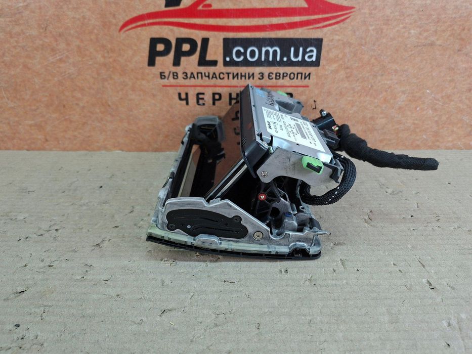 Audi A3 8V 2012-2020 Экран монитор дисплей 8V0857273P