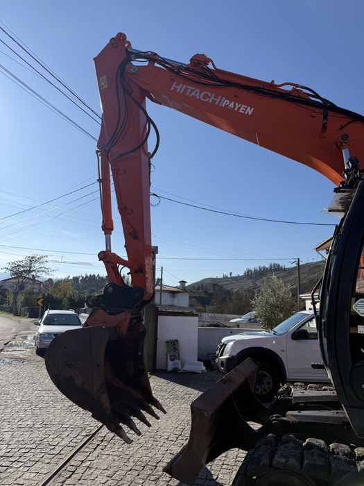 Hitachi 135 us  2016