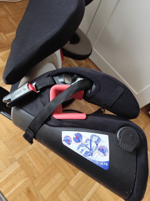 Fotelik samochodowy 15-36 kg Chicco