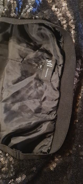 Spódnica czarna cekiny roz.38 Reserved