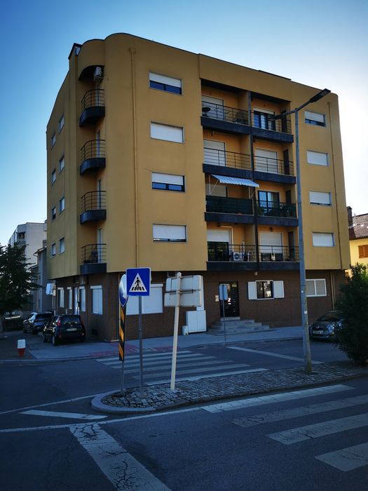 Apartamento T1 mobilado