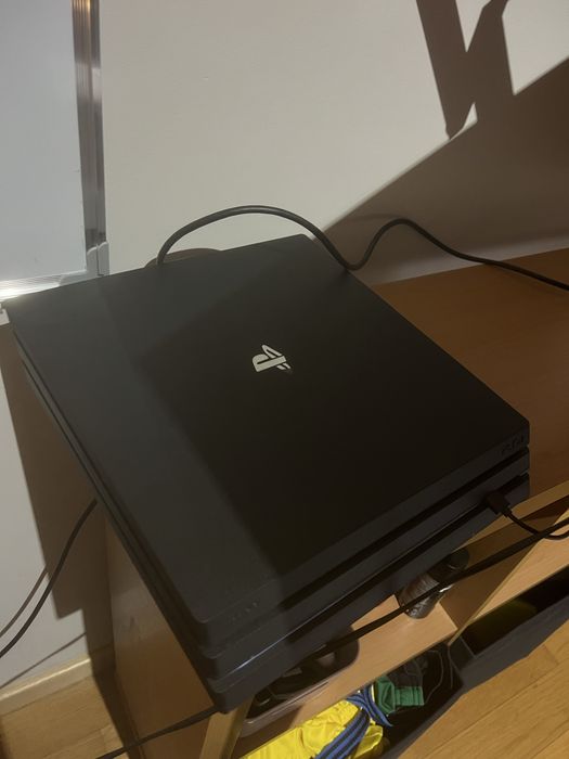 PS4 Pro, novo, 1Tb