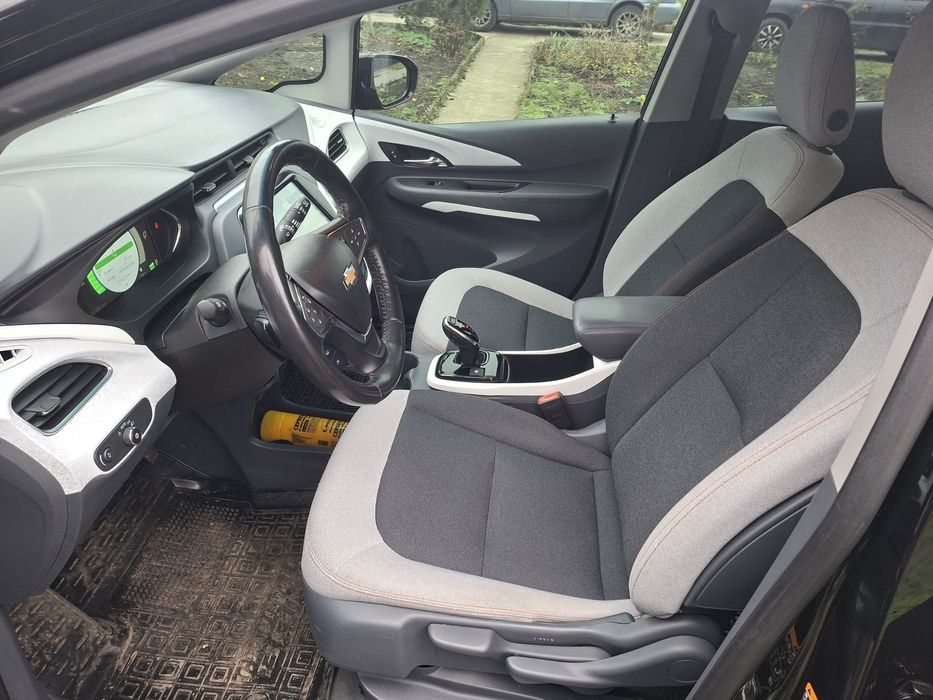 Оренда авто з водієм