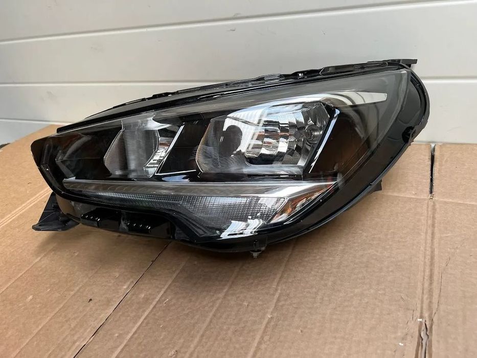 Lampa reflektor lewy przód Opel Corsa F 19-22 I INNE CZĘŚCI DO CORSY
