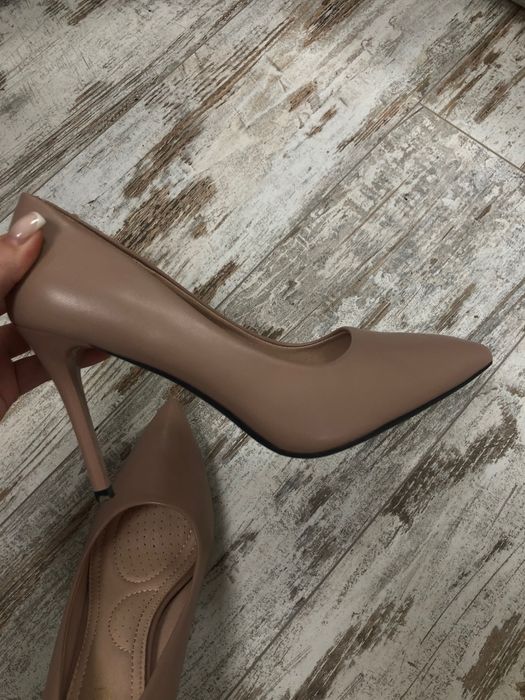 Лодочки нові 38 розмір