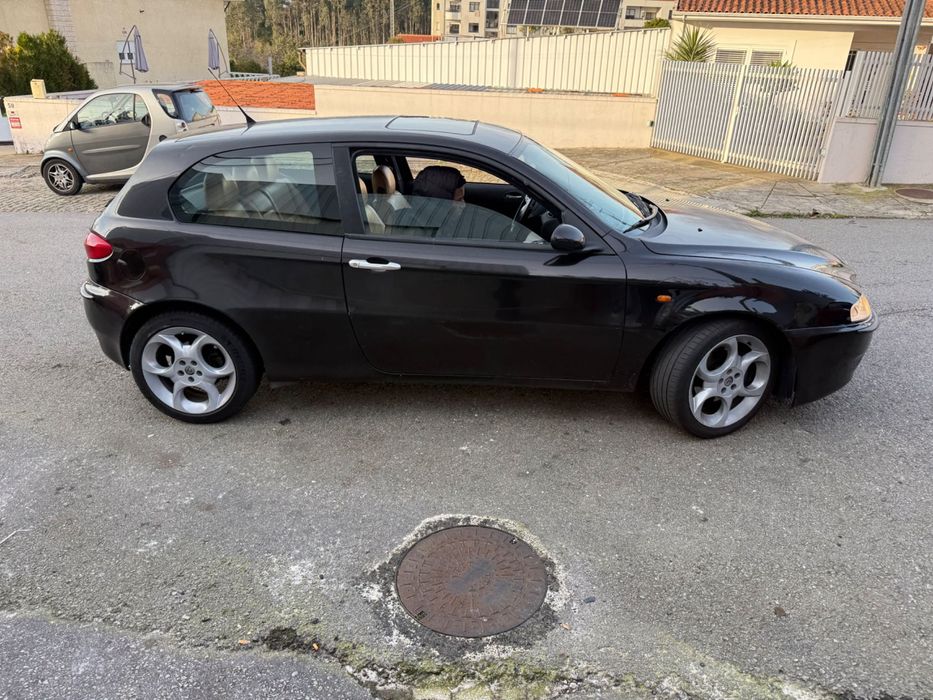 Alfa romeno 147 em bom estado