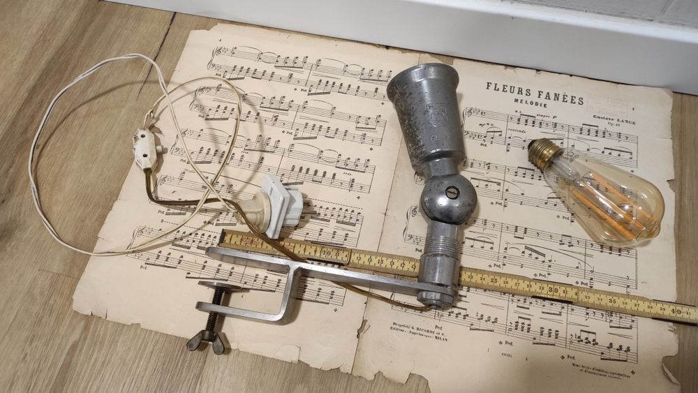 Candeeiro Philips Antigo