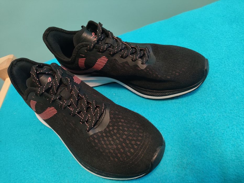Buty sportowe energetics Runing rozmiar 39 wkładka 26 cm